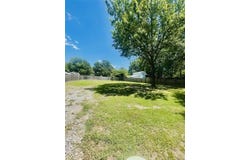 168 Kiamichi Road, Eufaula, OK 74432
