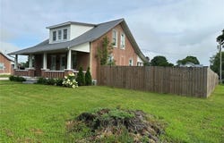 301 E Jackson Avenue, Owensville, MO 65066