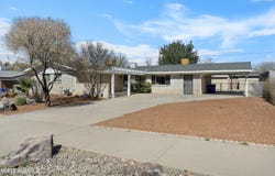 1615 Mariposa Drive, Las Cruces, NM 88001