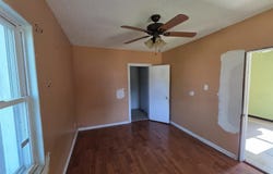 1317 W Indiana Avenue, South Bend, IN 46613-1627
