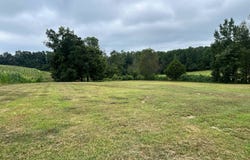 121 Story Cemetery Rd, Albany, KY 42602