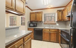 928 Ridgepoint Ct, Baton Rouge, LA 70810