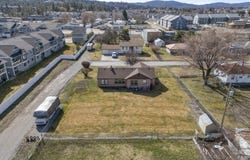 16427 E Riverside Ave, Spokane Valley, WA 99037