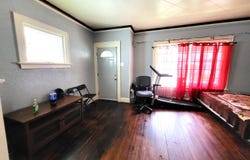 2812 W Burnham St, Milwaukee, WI 53215
