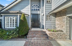 4081 Shorebreak Drive, Huntington Beach, CA 92649