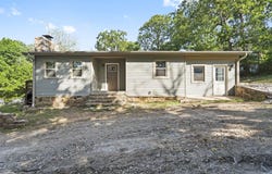 594 Labradore Lane, Lampe, MO 65681