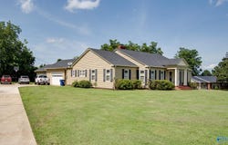 616 East Main Street, Albertville, AL 35950