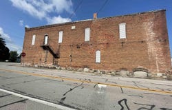 103 W Main Street, Larwill, IN 46764