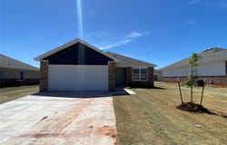 925 S Buffalo Lane, Mustang, OK 73064