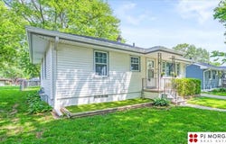 3719 S 49th Avenue, Omaha, NE 68106