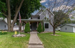 1003 6th Street, Grundy Center, IA 50638