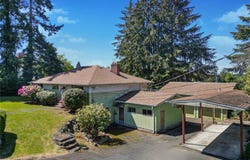 2734 Sunset Drive W, University Place, WA 98466