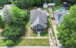 314 S Saint Joseph Avenue, Niles, MI 49120