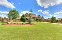1208 W Flowering Peach Way, Mustang, OK 73064