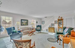 713 N Broadway, Hobart, OK 73651