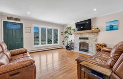 27 Williams Street, Center Moriches, NY 11934