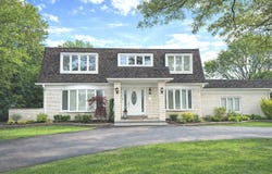 15 DEVONSHIRE Drive, Oak Brook, IL 60523