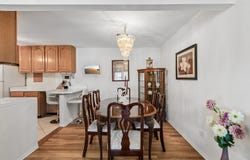 8924 Kenneth Drive, Des Plaines, IL 60016