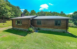 60 Treadway Drive, Marshall, NC 28753