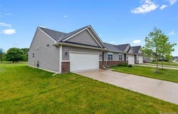 10001 Swan Lake Circle, Ypsilanti, MI 48197