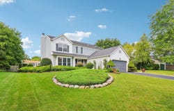 1360 Yosemite Parkway, Algonquin, IL 60102