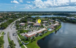 1128 N Hiatus Rd, Pembroke Pines, FL 33026