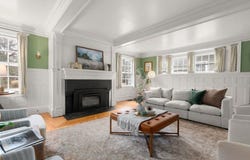 55 Glezen Ln, Wayland, MA 01778