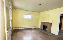 402 W Elm Street, Gaston, IN 47342