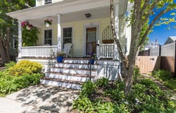 25 Chauncey Street, Portsmouth, NH 03801