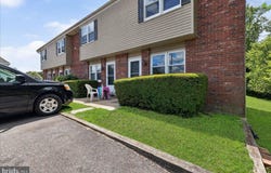 1123 ALMOND, PITTSGROVE, NJ 08318