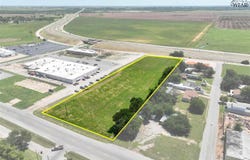 210 S RED RIVER EXPRESSWAY, Burkburnett, TX 76354