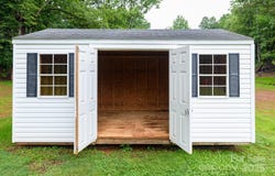 1884 Kensway Drive, Hudson, NC 28638