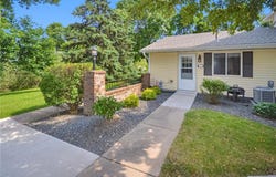 7666 13th Street N, Oakdale, MN 55128