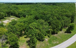 2609 Lake Rd 3, Grove, OK 74344