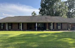 475 Piney Point, Sour Lake, TX 77659