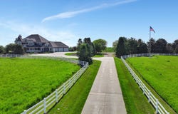 22475 S 110th St, Hickman, NE 68372