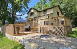 123 Main Street, Genoa, WI 54632