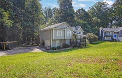 3860 Paint Cir, Douglasville, GA 30135