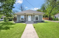 500 E Criner Street, Grandview, TX 76050
