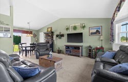 5606 N CANAL Rd, Newman Lake, WA 99025