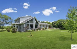 570 NE 601 Road, Calhoun, MO 65323