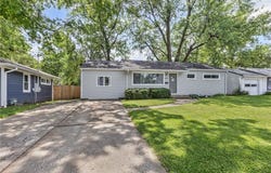 13001 W 92ND Street, Lenexa, KS 66215