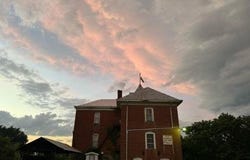 402 S Main Street, Chamois, MO 65024