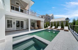 811 Ocean Road, Narragansett, RI 02882