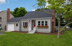 54 N Ocean Avenue, Center Moriches, NY 11934