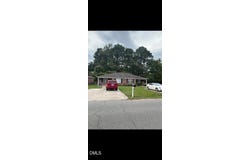 104 S James Street, Princeton, NC 27569