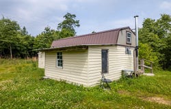 10315 Stella Way, Birch Tree, MO 65438