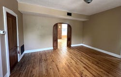 709 W Main Street, Ellettsville, IN 47429-1320