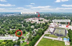 903 Park Lane, Harrisonville, MO 64701