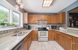 317 5th Avenue, Manistee, MI 49660